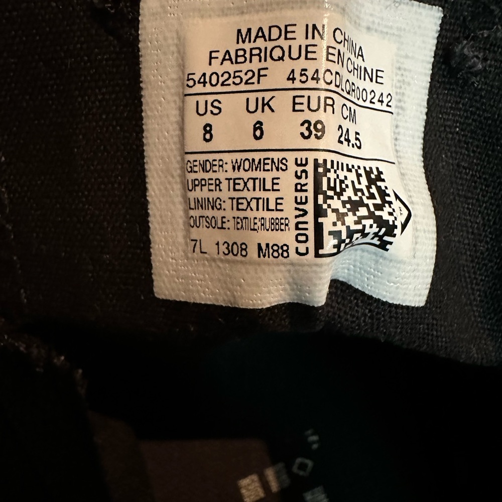 Converse - Picture 5 of 7